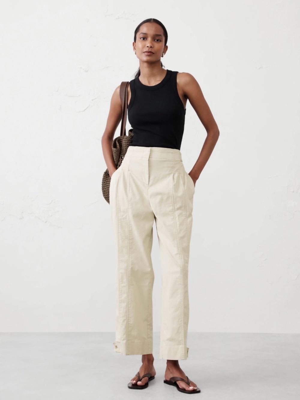 Banana Republic Relaxed Ultra High-Rise Pants Beige Size 8 Petite